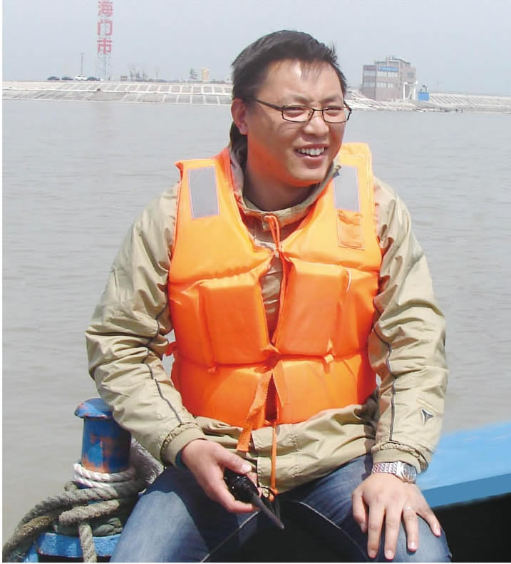 【人(rén)物(wù)志(zhì)】人(rén)生(shēng)的(de)最高(gāo)境界在 奮鬥并快(kuài)樂(yuè)著(zhe)——記公司财務部副經理(lǐ)吉祥